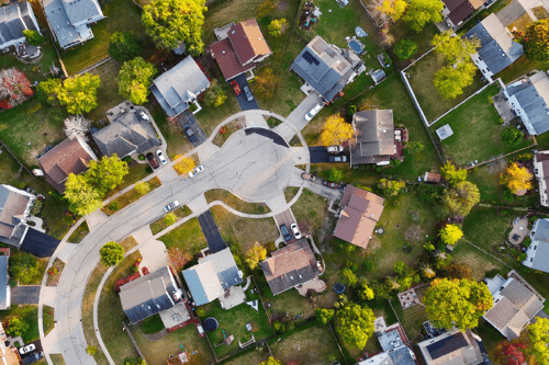 image_aerial-view-of-suburban-cul-de-sac